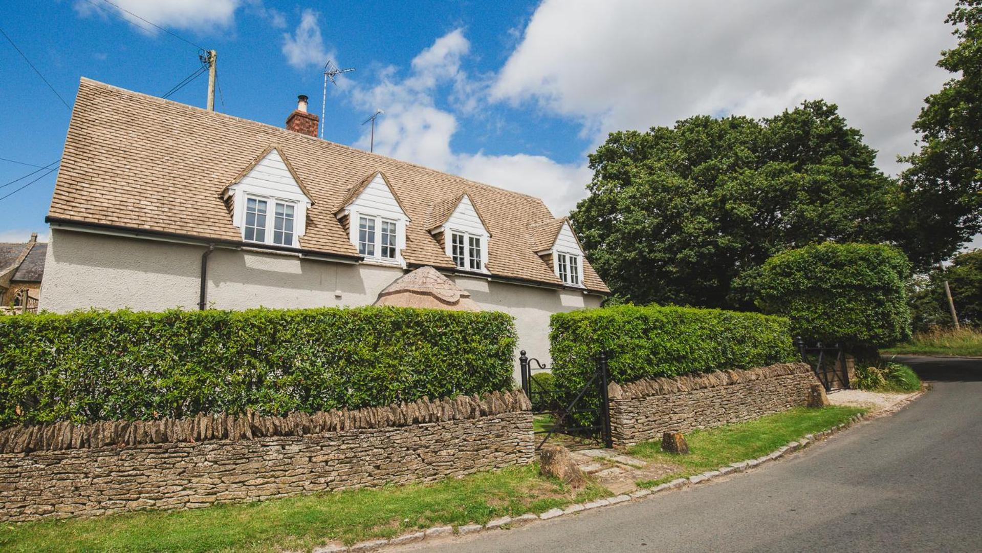 Thatch Cottage Todenham Eksteriør billede